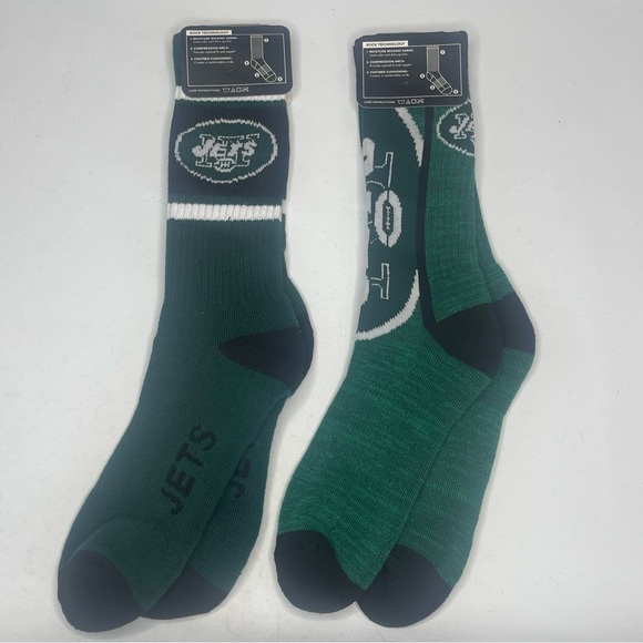 2 pairs of New York Jets athletic crew socks - Picture 2 of 7